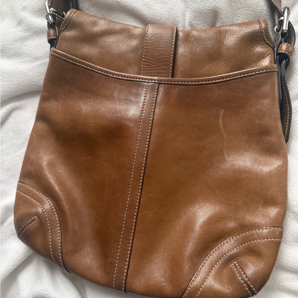 Coach Tan Leather Shoulder Bag - Picture 3 of 6